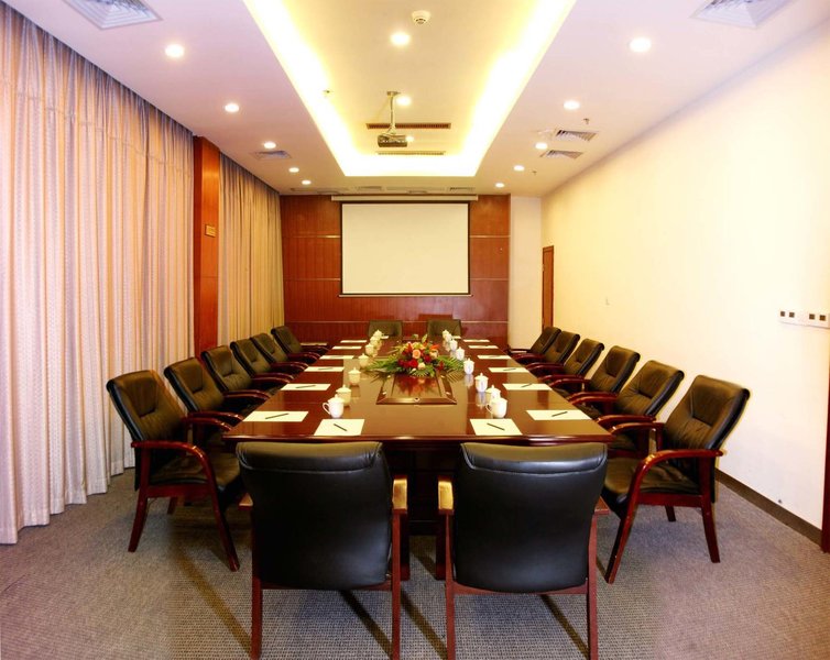 廣州健力百合酒店 專業(yè)禮儀服務(wù)，詮釋卓越待客之道